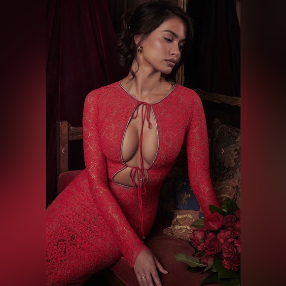 ❤️‍🔥Firm Price❤️‍🔥House of CB Lisandra red lace maxi dres - Picture 16 of 16